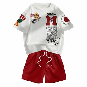 Conjunto de camiseta de manga corta y pantalones cortos para hombre con bloques de color, cuello redondo, ribete en contraste, tejido informal, corte regular. - Product Image 6