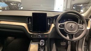 NEATLY USED 2026 XC60 2.0 B5 PLUS PRO - Product Image 3