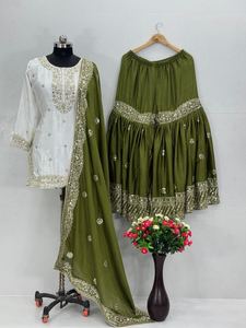 ชุดเดรสปักลายดีไซเนอร์ พร้อมผ้าคลุมไหล่ ชุดราตรี ราคาขายส่ง เสื้อผ้าชาติพันธุ์ ชุดคุर्ตา ผ้าไหม 74925 พร้อมส่ง - Product Image 4
