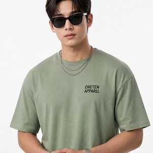 เสื้อยืดคอกลมสีเขียวสำหรับผู้ชาย ONETEN Apparels พร้อมโลโก้ตัวอักษรด้านหน้า เสื้อแขนสั้นลำลอง - Product Image 6