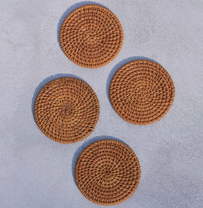 Sous-verres en rotin de couleur naturelle avec finition artisanale, résistants à la chaleur, faits à la main pour les tasses à thé et à café - Product Image 3