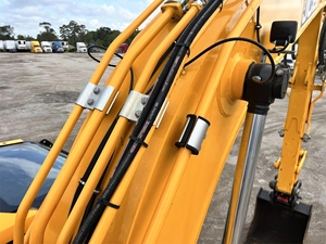 Super produit : Excavatrice sur chenilles 150X LC avec rapports d'inspection complets et autocollant EPA, expédition rapide et facile à l'échelle nationale - Product Image 4