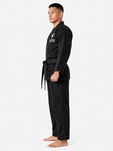 Prix d'usine, vente en gros d'uniformes de karaté, uniformes de karaté pour la combat et l'entraînement, uniformes de karaté de haute qualité, service OEM, design personnalisé - Product Image 4