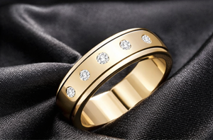 Anillo de Boda Unisex de Lujo en Oro Amarillo de 18K con Diamantes Cultivados en Laboratorio, Corte Brillante Redondo, con Piedras de 0.15ct - Product Image 3