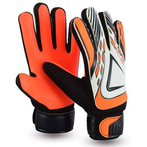 Nouveaux gants de gardien de but de football pour enfants, design tendance, respirants, antidérapants, en cuir - Product Image 1