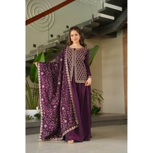 Conjunto de Top, Pantalón y Dupatta Bordados para Mujer, Estilo Festivo - Product Image 5