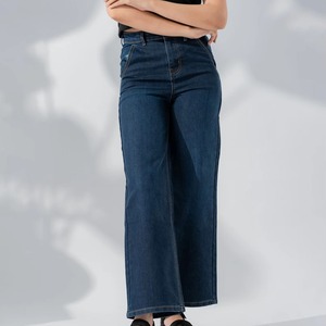 กางเกงยีนส์เอวสูงทรงหลวมสำหรับผู้หญิง ระบายอากาศได้ดี แต่งดีเทลขาดๆ พร้อมคริสตัล แต่งสไตล์เซ็กซี่แนวสตรีทแวร์ สำหรับใส่ลำลอง ซักได้ - Product Image 3