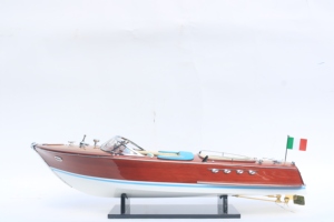 Fabricante Gia Nhien, SUPER RIVA LAMBOGHINI, Modelo Artesanal Tallado a Mano con Tema de Ángel, Líneas Oceánicas, Madera de Alta Calidad - Product Image 3