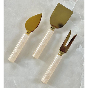 Ensemble de coupe-fromage artisanal minimaliste blanc et or, qualité professionnelle, en métal, adapté aux aliments, pour hôtels - Product Image 4