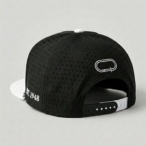 หมวกแก๊ปแบบ Snapback 5 แผง พรีเมียมสั่งทำพิเศษ ระบายอากาศได้ดี ผ้าแคนวาสเจาะรูด้วยเลเซอร์ สไตล์ลำลอง สปอร์ต เหมาะสำหรับการเดินทาง - Product Image 4
