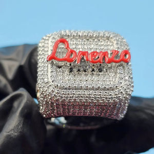 Anillo de cóctel de moissanita con letras de nombre personalizadas unisex, estilo hip hop moderno, engaste de garra de plata 925, certificado IGI - Product Image 2