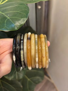 กำไลข้อมือทำจากเขาสัตว์ธรรมชาติ |   เครื่องประดับทำมือจากเขาสัตว์ |   ของขวัญคริสต์มาสสำหรับเธอ โดย Perfect Enterprises - Product Image 2
