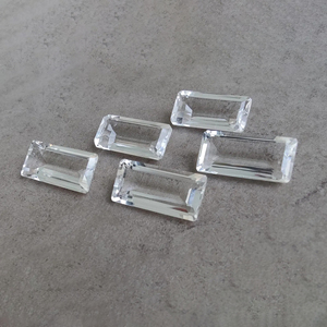 คริสตัลควอตซ์ธรรมชาติทรงสี่เหลี่ยมผืนผ้าขนาดใหญ่เจียระไนอย่างประณีต  อัญมณีธรรมชาติที่ผ่านการปรับขนาดแล้ว - Product Image 3