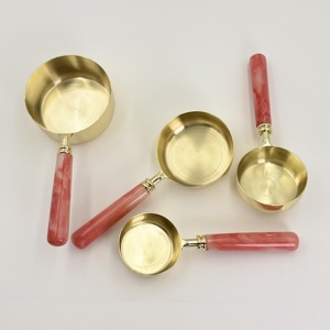 Juego de 4 piezas de tazas y cucharas medidoras de acero inoxidable con mango de resina y PVD dorado, con escala, herramientas de cocina para hornear, suministro de fábrica - Product Image 3
