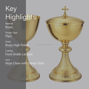 Cáliz y Ciborio de la Iglesia Católica, Juego de Latón con Acabado Pulido, Tapa con Cruz, Vaso Litúrgico para la Sagrada Comunión, Juego Eucarístico para Altar - Product Image 6