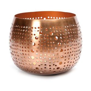 Porte-bougie décoratif en métal avec découpe artistique pour la décoration de table festive et un effet d'éclairage doux - Product Image 1