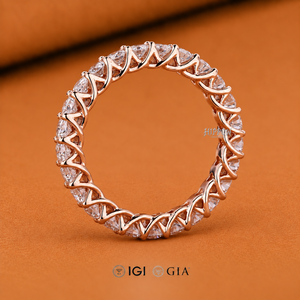แหวนเพชรทรงกลมแบบ Trellis Style Eternity Band ขนาด 2.50 มม. เพชรเพาะเลี้ยงในห้องปฏิบัติการ แหวนแต่งงานเพชรสำหรับเธอ แหวนแบบซ้อนได้ - Product Image 4