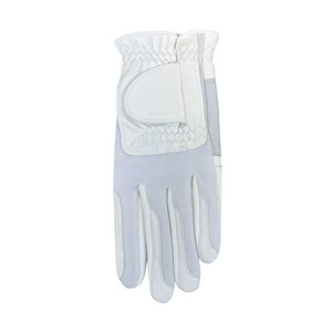 Gant de golf blanc de qualité supérieure pour femme, conçu pour les droitiers, offrant une adhérence et un confort supérieurs pour des performances optimales. - Product Image 4