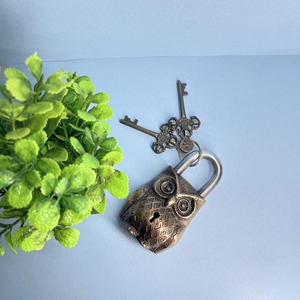 Vintage Owl Padlock Antique Finish Strong And Durable Padlock Factory Direct Heavy Duty <b>Locks</b> for Total Security Protection - Product Image 2