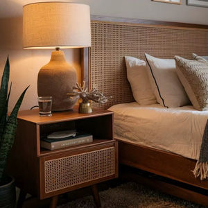 Mesa de Noche de Madera para Dormitorio, Mesa Auxiliar de Esquina con Patas de Madera Maciza - Product Image 1