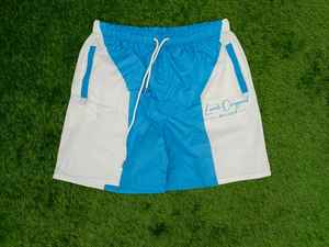 Short en nylon pour hommes avec logo personnalisé noir Short de sport respirant écologique pour le fitness et la course à pied Motif solide - Product Image 5