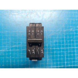 Phoenix Contact TMC 2 M1 120 4A ใช้เป็นชิ้นส่วนอุปกรณ์เซมิคอนดักเตอร์รุ่นเก่า - Product Image 1