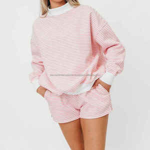 Sweat-shirt à col montant pour femme en molleton français personnalisé avec motif graphique, coupe longue et oversize, style Parke - Product Image 2