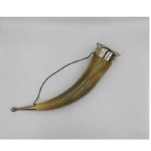 Cuernos Grandes Hechos a Mano, Artesanía Natural Ecológica de Animales para Regalos Empresariales, Cuernos para Beber al por Mayor con Soporte Metálico, de la India, en Venta - Product Image 2