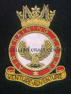 Écusson brodé personnalisé Air Training Corp avec motif Aigle Couronné, à coudre en dentelle, en tissu, avec épingle de sécurité pour vêtement, style circulaire - Product Image 4