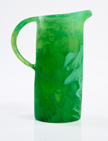 Carafe à eau moderne en verre marbré vert avec poignée et bec verseur