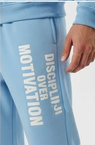 Ensemble de survêtement polaire deux pièces pour homme, style hip-hop, avec sweat à capuche zippé imprimé et pantalon de jogging à cordon de serrage, idéal pour l'hiver - Product Image 3