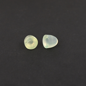 Piedra de Luna Blanca Natural Lisa de Ishu Gems, Forma de Bala de 8x8 mm, 4.15 Quilates, Gema Personalizable para Joyería - Product Image 5