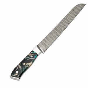 Cuchillo de Cocina Ahmad Fabric, Hecho a Mano, de Acero Damasco de Grado Industrial, con Mango de Madera de 15 cm, Hoja de Punta Caída y Borde Dentado, con Funda de Cuero - Product Image 3