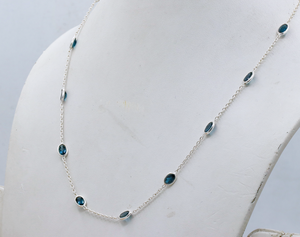 Collier en argent sterling 925 avec topaze bleue de Londres pour femme, bijou minimaliste avec pierre précieuse topaze ovale, cadeau idéal - Product Image 3