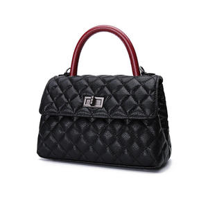 Bolso de Hombro de Cuero Genuino con Logotipo Bordado Personalizado, Bolso de Mano de Lujo para Mujer, Correa Única con Cadena, Duradero - Product Image 5
