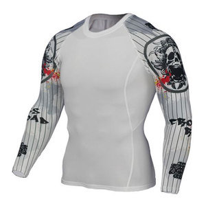 Chemise de compression unisexe légère à manches longues en Spandex/Nylon, respirante, séchage rapide, avec logo personnalisé par sublimation, fabrication en usine - Product Image 3