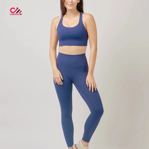 Ensembles de yoga pour femmes en marque blanche à prix abordable, avec une variété très demandée et tendance, et les derniers ensembles de yoga élégants par sublimation pour femmes. - Product Image 4