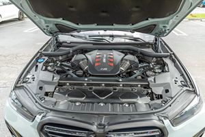 รถยนต์มือสองสภาพดี ไมล์น้อย ปี 2024 BMW X5 M Competition SUV พร้อมส่ง - Product Image 6