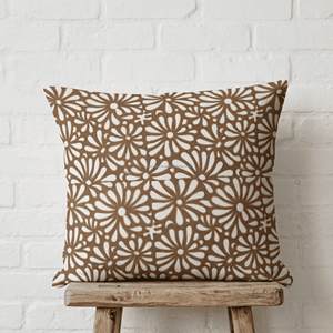 Housse de coussin traditionnelle à motifs floraux imprimés à la main, 20x20, en coton, pour décoration de ferme, taie d'oreiller indienne imprimée au bloc - Product Image 1