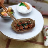 Mini-aliments japonais en plastique 1:12, Oden et Takoyaki, qualité exquise, travaux délicats pour collection de maison de poupée miniature