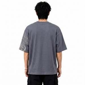 Camiseta de Manga Corta para Hombre, 100% Algodón, Cuello Redondo, Corte Holgado, Estampado Gráfico, Hombros Caídos, Estilo Urbano, Talla Grande, Personalizable (OEM) - Product Image 2