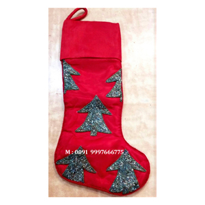 Adorno Navideño Colgante con Forma de Calcetín, Bordado Zari, Material de Tela, Color Granate, Ideal para Regalos Empresariales - Product Image 4