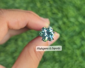 Anillos y colgantes de moissanita con corte de flor en azul cian (3 piezas, 9.10 CTS) para la fabricación de joyas de moissanita - Product Image 5