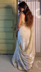 Sari de Seda Pura Bordado KV Estilo Bollywood (Blanco, Crema) - Product Image 3