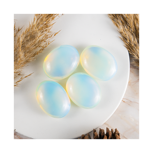 Piedra de Ópalo Sintético Natural Ovalada Pulida de 2.5 Pulgadas de la Mejor Calidad, Cristales Curativos de 1 kg para la Belleza y la Energía Positiva - Product Image 1