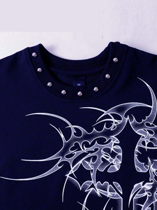 Camiseta sin mangas con pedrería de alta calidad, estilo vintage moderno, 100% algodón, tela suave y transpirable para ropa urbana unisex. - Product Image 3
