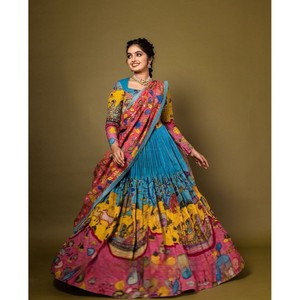 Atractivo Lehenga Choli de Algodón con Estampado Kalamkari y Dupatta Color Cielo - Product Image 1