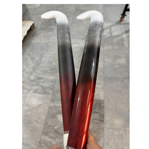 ไม้ฮอกกี้คอมโพสิตพรีเมียม คาร์บอนไฟเบอร์ น้ำหนักเบา สำหรับมืออาชีพ กีฬากลางแจ้ง ผู้ผลิตขายส่ง OEM - Product Image 1