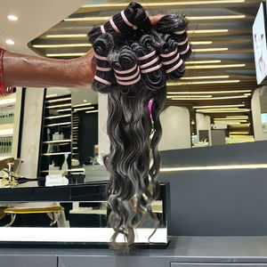 100% paquets de trame de cheveux indiens vierges de cheveux indiens Remy non transformés prix de vente en gros de cheveux bruts alignés par cuticule d'un donneur unique - Product Image 1