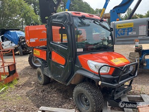 รถอเนกประสงค์ Kubota RTV X1100C ขับเคลื่อน 2 ล้อ แบบมีห้องโดยสาร  เครื่องยนต์ดีเซล 4 จังหวะ เกียร์อัตโนมัติ น้ำหนักบรรทุก 1100 กก. รับประกัน 2 ปี  รถทำงานหนักทุกสภาพพื้นผิว - Product Image 1